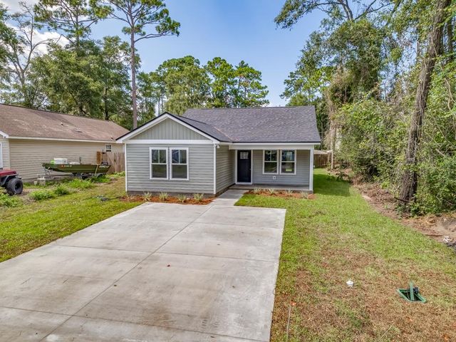 46 Franklin Drive, Crawfordville, FL 32327