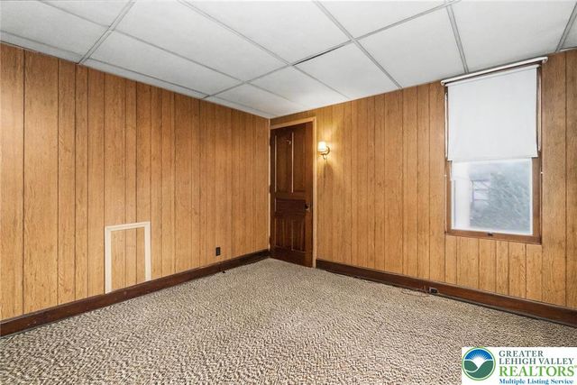 115 Whitfield Street, Nazareth Boro, PA 18064