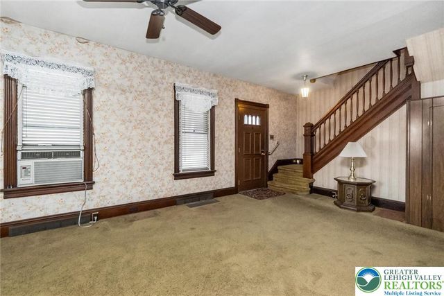 115 Whitfield Street, Nazareth Boro, PA 18064
