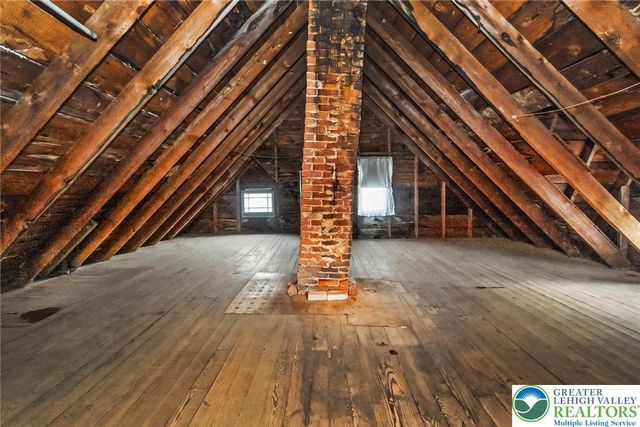 115 Whitfield Street, Nazareth Boro, PA 18064