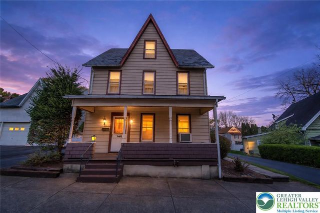 115 Whitfield Street, Nazareth Boro, PA 18064