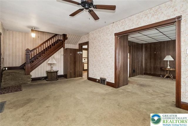 115 Whitfield Street, Nazareth Boro, PA 18064