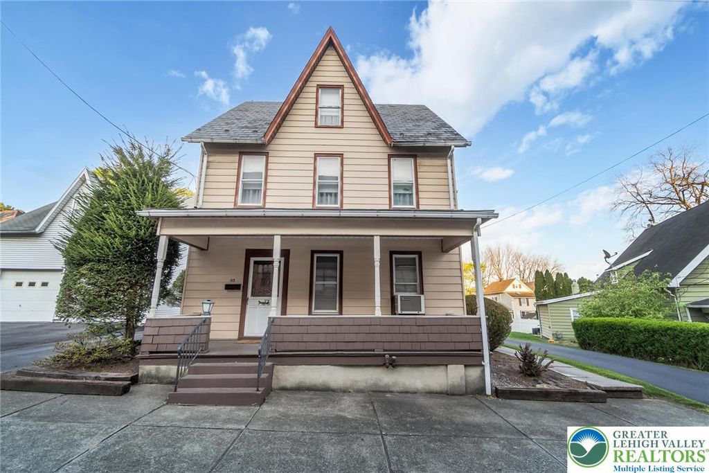 115 Whitfield Street, Nazareth Boro, PA 18064
