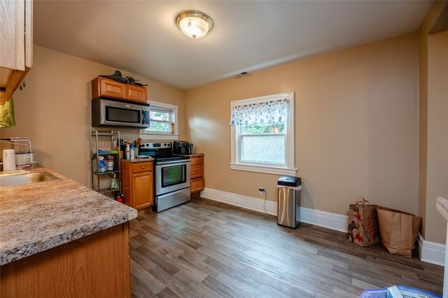 39 Oxford Street, Rochester, NY 14607