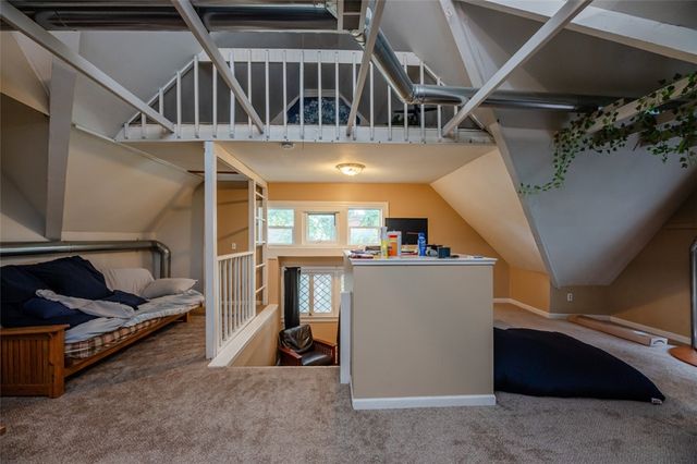 39 Oxford Street, Rochester, NY 14607