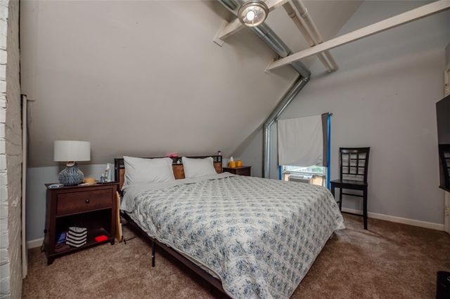 39 Oxford Street, Rochester, NY 14607