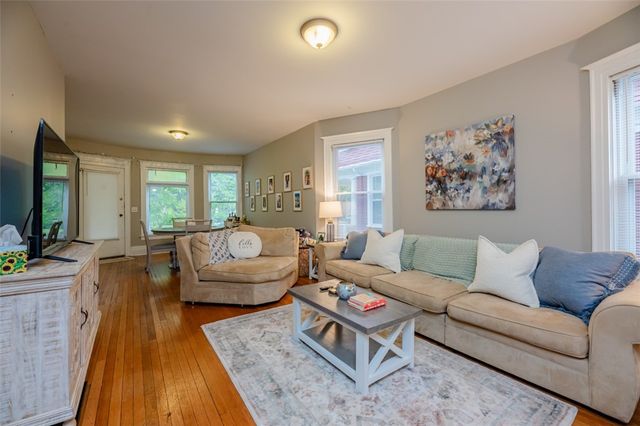39 Oxford Street, Rochester, NY 14607