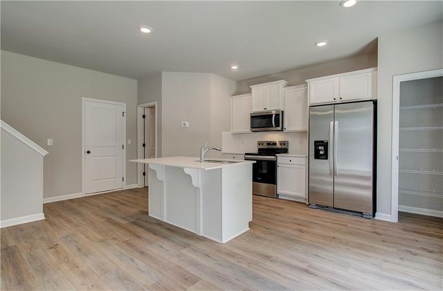 11635 Brightside Parkway, Hampton, GA 30228