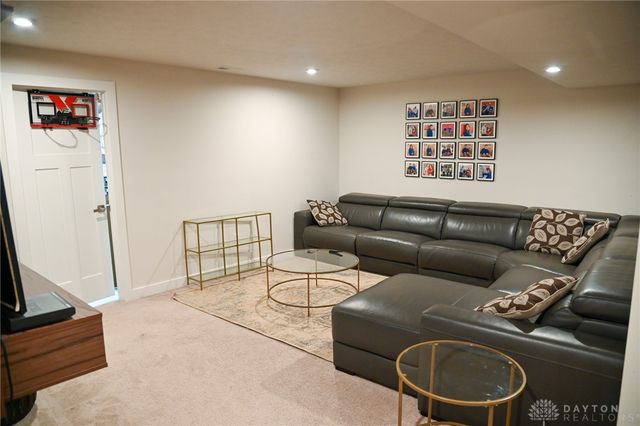 3258 Heatherstone Drive, Troy, OH 45373