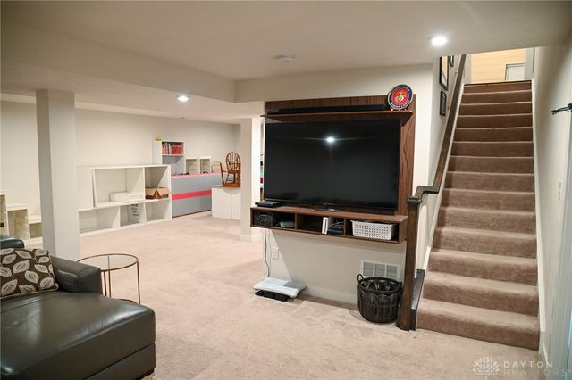 3258 Heatherstone Drive, Troy, OH 45373