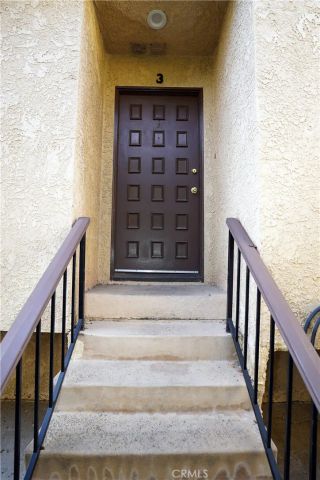18954 Sherman Way 3, Reseda, CA 91335