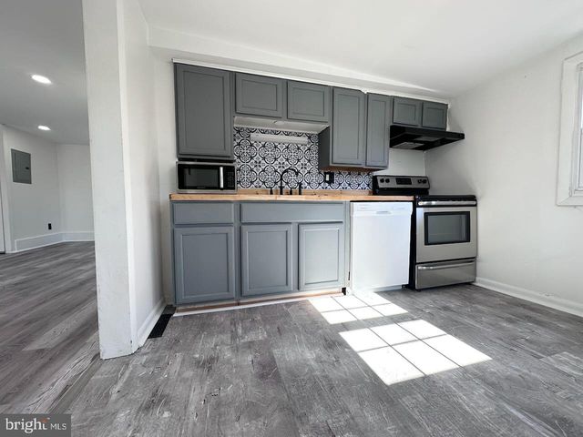 770 WOODBOURNE RD, Langhorne, PA 19047