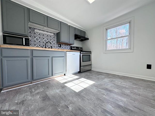 770 WOODBOURNE RD, Langhorne, PA 19047
