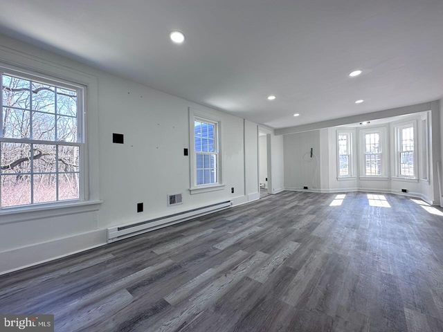 770 WOODBOURNE RD, Langhorne, PA 19047