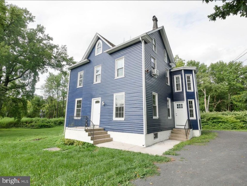 770 WOODBOURNE RD, Langhorne, PA 19047