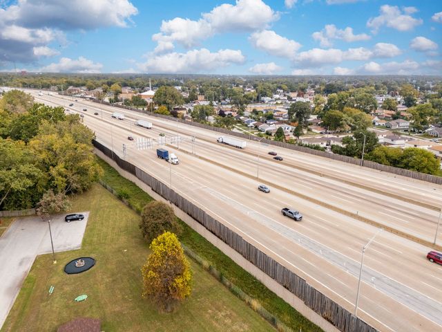 14901 S Richmond Avenue, Posen, IL 60469