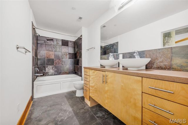1601 Washington Avenue 310, St Louis, MO 63103