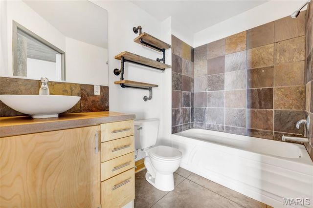 1601 Washington Avenue 310, St Louis, MO 63103