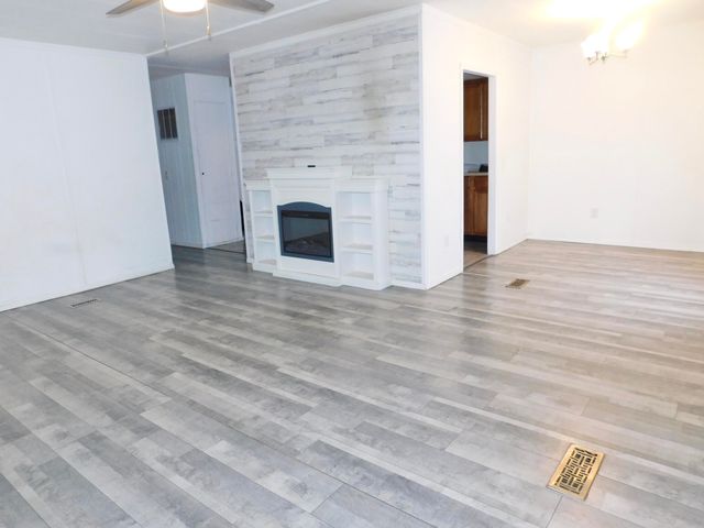 390 Churchhouse Hill Road, Irvine, KY 40336