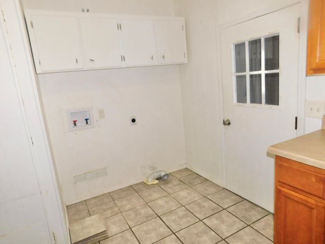 390 Churchhouse Hill Road, Irvine, KY 40336