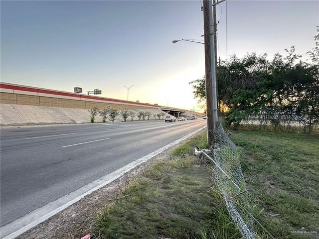 2206 Oakland Avenue, Mcallen, TX 78501