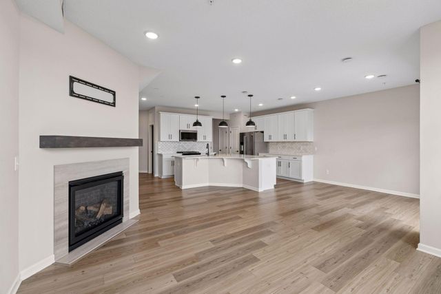 11327 Brookview Road, Woodbury, MN 55129
