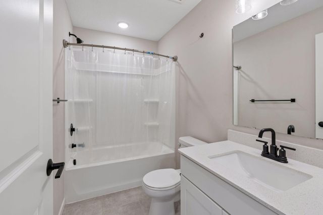 11327 Brookview Road, Woodbury, MN 55129