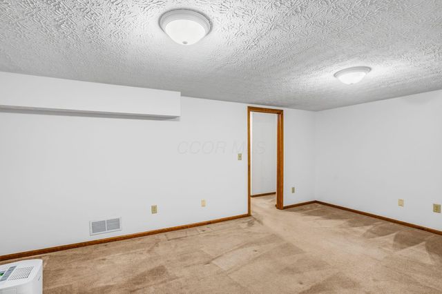 5819 ELMBRIDGE Lane, Dublin, OH 43016
