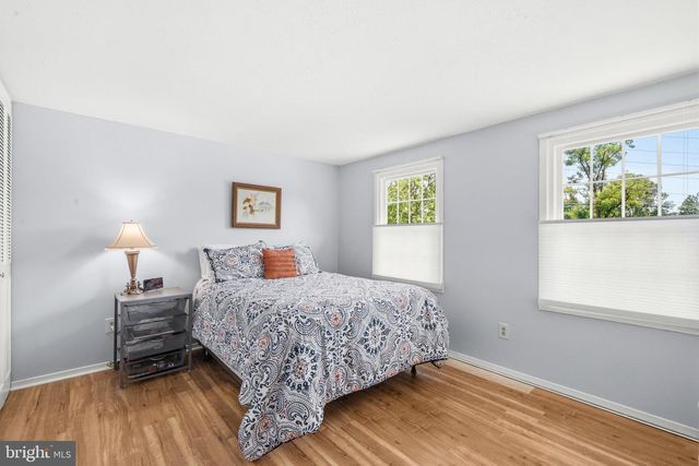 6908 COURAGEOUS CIR, Burke, VA 22015