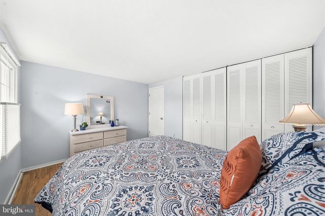 6908 COURAGEOUS CIR, Burke, VA 22015