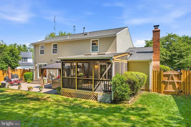 6908 COURAGEOUS CIR, Burke, VA 22015