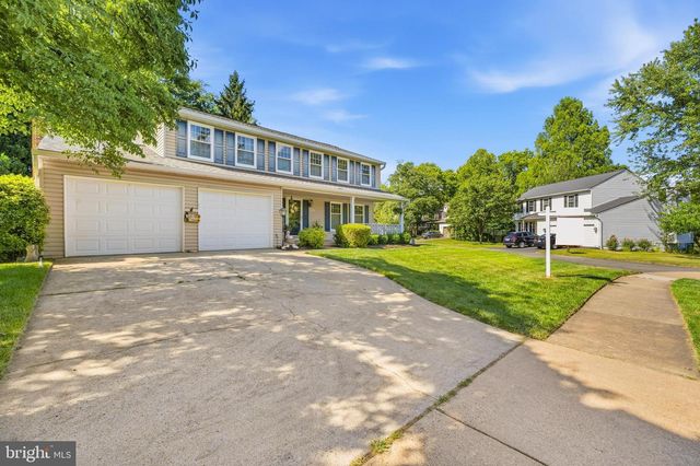 6908 COURAGEOUS CIR, Burke, VA 22015