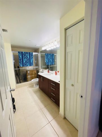 2401 NE 65th Street 408, Fort Lauderdale, FL 33308