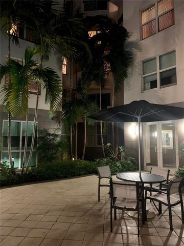 2401 NE 65th Street 408, Fort Lauderdale, FL 33308