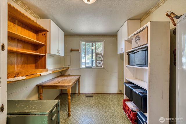 3295 Hastings Avenue, Port Townsend, WA 98368