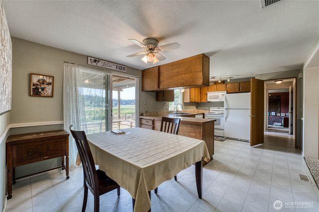 3295 Hastings Avenue, Port Townsend, WA 98368