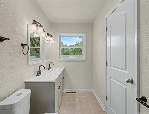 1703 Park Avenue, Malvern, AR 72104