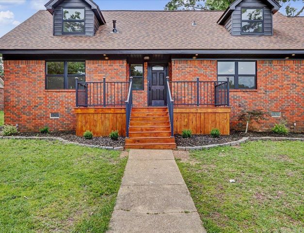 1703 Park Avenue, Malvern, AR 72104