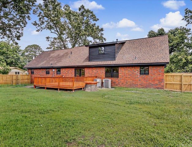 1703 Park Avenue, Malvern, AR 72104
