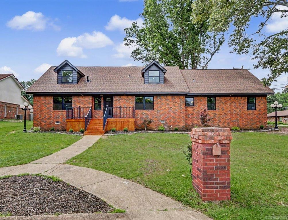 1703 Park Avenue, Malvern, AR 72104