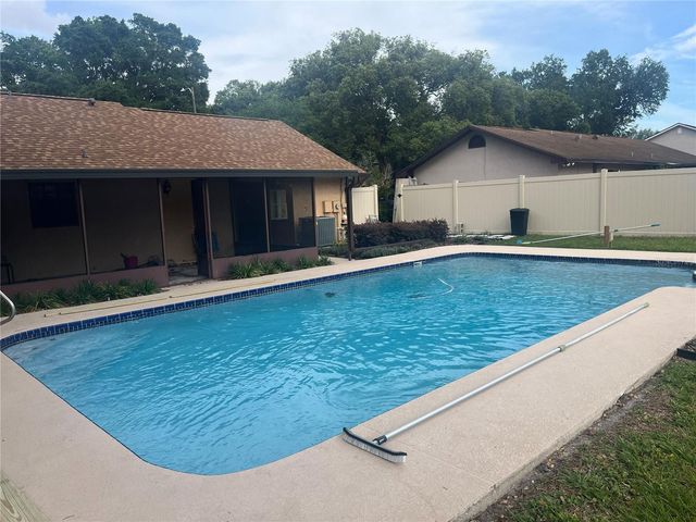 614 CYPRESS COURT, St Cloud, FL 34769