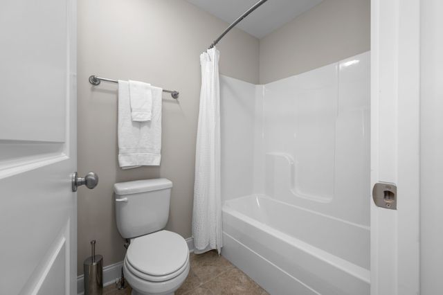 2384 Somerset Valley Dr, Antioch, TN 37013