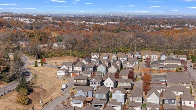 2384 Somerset Valley Dr, Antioch, TN 37013