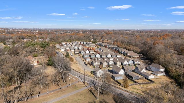 2384 Somerset Valley Dr, Antioch, TN 37013