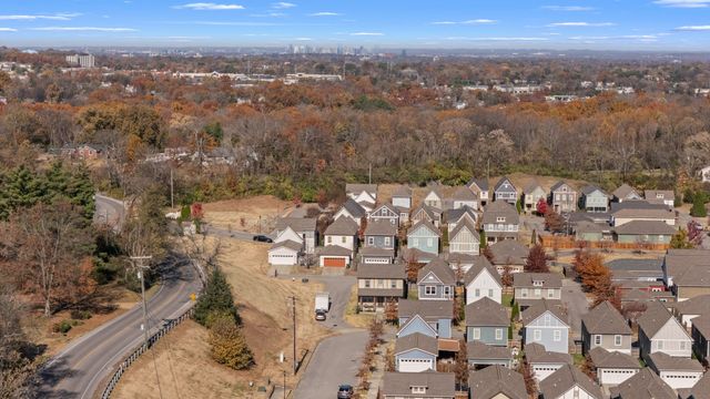 2384 Somerset Valley Dr, Antioch, TN 37013