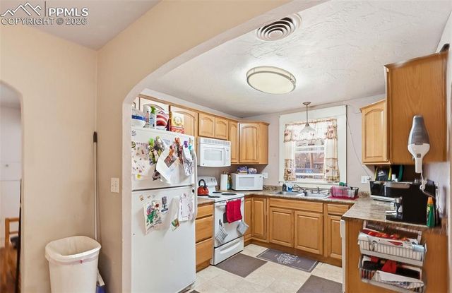 936 E Moreno Avenue, Colorado Springs, CO 80903