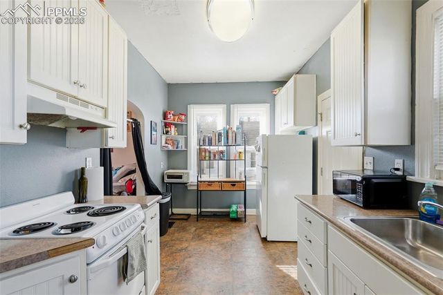 936 E Moreno Avenue, Colorado Springs, CO 80903