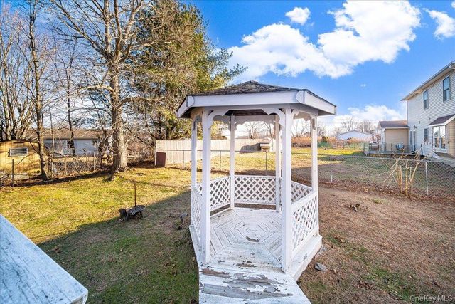 218 Plattekill Ardonia Road, Wallkill, NY 12589