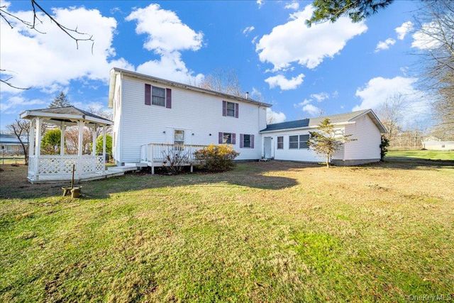 218 Plattekill Ardonia Road, Wallkill, NY 12589