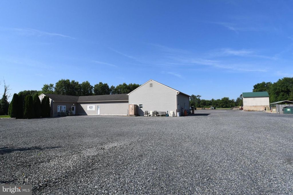 45 CIRCLE DR, Robbinsville, NJ 08691